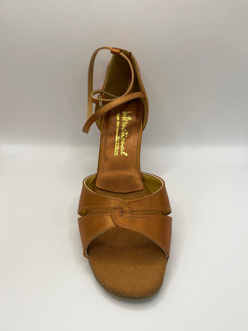 1000 International Damenlatein